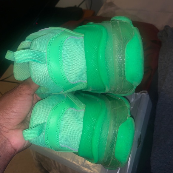 Balenciaga Triple S - Picture 3 of 4